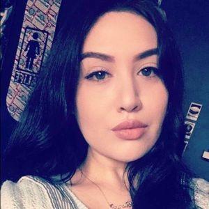 Meet your Posher, Bianca